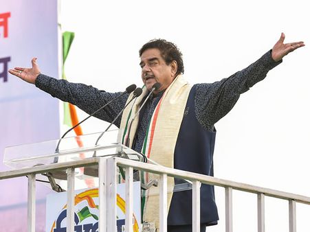 અડવાણીને ટિકિટ નહીં મળવા પર શત્રુઘ્ન સિંહાનું મોટું નિવેદન