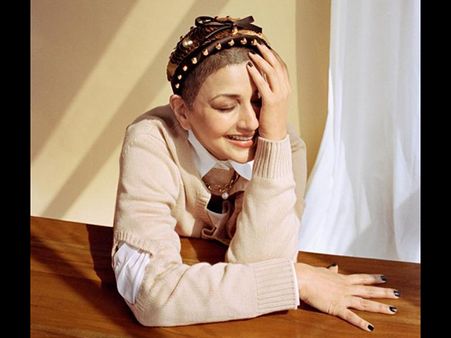 સોનાલીએ 20-ઇંચના કેન્સરના નિશાન સાથે કરાવ્યું લેટેસ્ટ ફોટોશૂટ