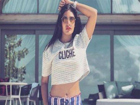 દરેક લુકમાં સ્ટાઈલ દરેક લુકમાં સ્ટાઈલ