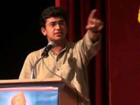 ધારાસભ્ય એલ એ રવિસુબ્રમણ્યનના ભત્રીજા છે સૂર્યા