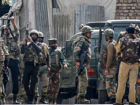 પાછલા વર્ષે સપ્ટેમ્બરથી સુરક્ષાબળો પર સ્નાઈપર અટેક