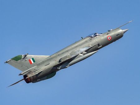 માત્ર 90 સેકન્ડમાં અભિનંદને કેવી રીતે તોડી પાડ્યુ પાકિસ્તાનનું એફ-16