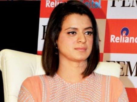 ‘કંગના પર મહેશ ભટ્ટે ફેંકીને મારી હતી ચંપલ, તે આખી રાત રોઈ હતી મારી બહેન'