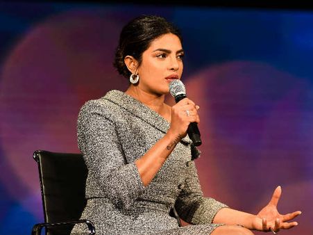 MeToo- પહેલી વાર પ્રિયંકા ચોપડાએ કર્યો ખુલાસો, 'મારી સાથે પણ થયુ છે યૌન શોષણ'
