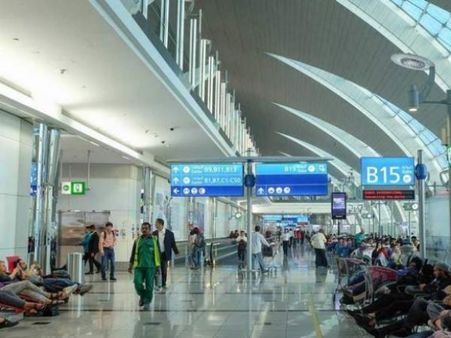 લગ્ઝરી બાઈક ચલાવવા બેતાબ છે હનીફ લગ્ઝરી બાઈક ચલાવવા બેતાબ છે હનીફ