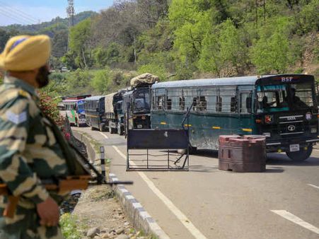 હાઈવે પ્રતિબંધ પર મહેબુબાઃ કાશ્મીર કાશ્મીરીઓનું રસ્તા પર ચાલવા માટે કોઈની મંજૂરીની જરૂર નથી