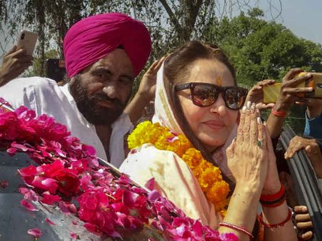 આ કેવો ભાઈ છે, જે બહેનની અંદરના કપડાં જુવે છે: જયા પ્રદા