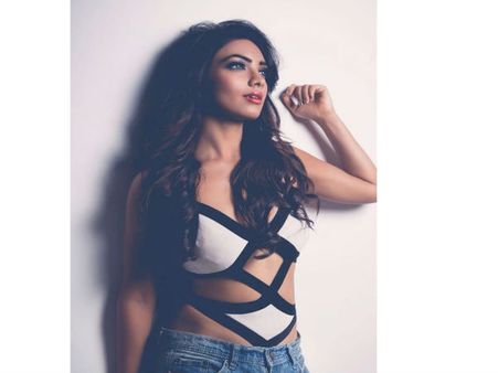 ભારે સ્ટાઈલિશ ભારે સ્ટાઈલિશ