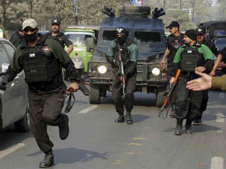 કરાંચીમાં કરવામાં આવ્યુ ધર્માંતરણ