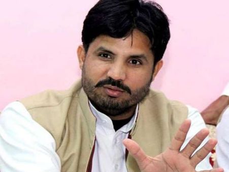 એવું સ્મશાન બનાવીશ કે 80 વર્ષના વૃદ્ધોને પણ મરવાની ઈચ્છા થશે એવું સ્મશાન બનાવીશ કે 80 વર્ષના વૃદ્ધોને પણ મરવાની ઈચ્છા થશે