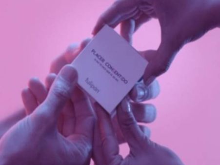 હવે કોન્ડોમના પેકને ખોલવા માટે એક સાથે ચાર હાથની જરૂર પડશે