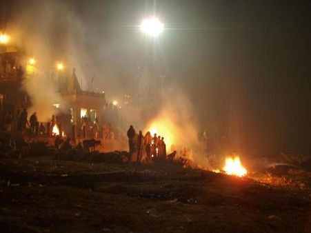 સ્મશાનનો ધુમાડો સ્મશાનનો ધુમાડો