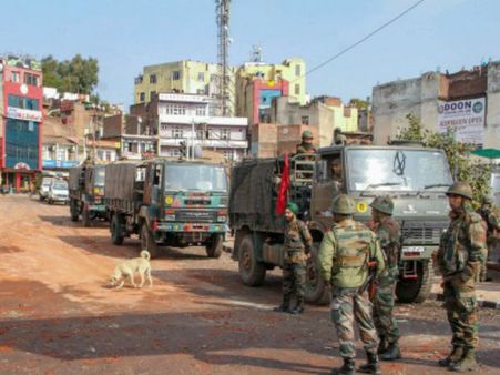 પુલવામા હુમલામાં હાથ હોવાનો ઈનકાર