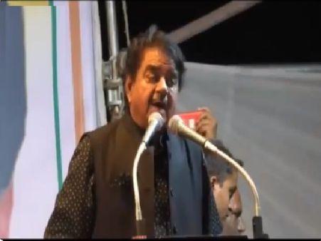 છિંદવાડાની રેલીમાં શત્રુઘ્ન સિન્હાએ ઝીણાના વખાણ કર્યાં