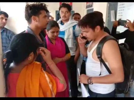 રસ્તાની વચ્ચે ભાજપના નેતાની દબંગાઈ, મહિલાના કપડાં ફાડ્યાં