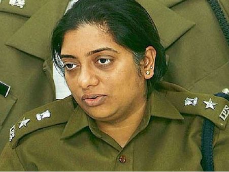 આ કેસને એક પુરુષ ડીસીપી સંભાળતા કંઈ અલગ હોત આ કેસને એક પુરુષ ડીસીપી સંભાળતા કંઈ અલગ હોત