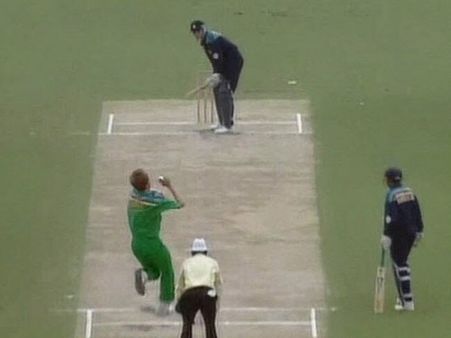 મોહમ્મદ અઝરુદ્દીન, લીગ મેચમાં 93 રન (ઓસ્ટ્રેલિયા સામે) બ્રિસ્બેન, 1992