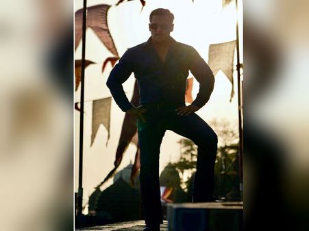 દબંગ અંદાજ દબંગ અંદાજ