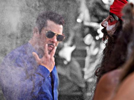 હુડ હુડ દબંગ હુડ હુડ દબંગ