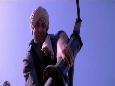 અમીષા પટેલ પણ હશે ફિલ્મનો ભાગ