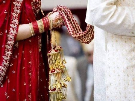 પંડિત પહેલેથી જ પરિણીત છે