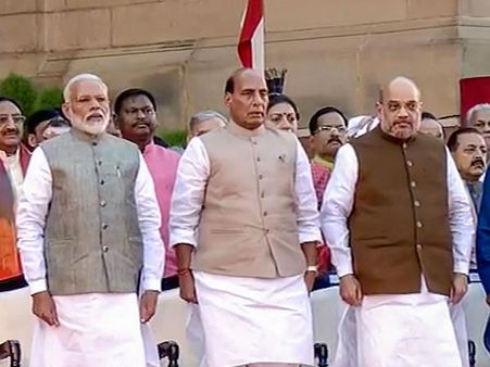અમિત શાહને ગૃહ મંત્રાલય, રાજનાથને રક્ષા મંત્રાલય