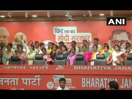 મમતાના કિલ્લામાં દરાર