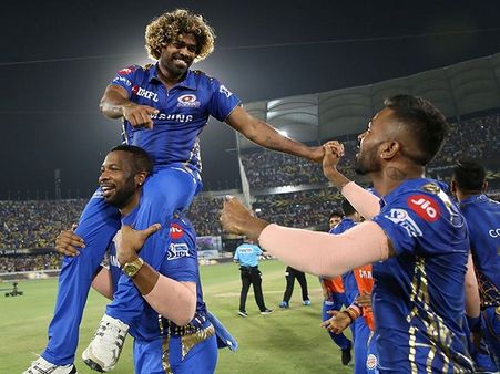 IPL 2019: અંતિમ ઓવરમાં રોહિત શર્મા કરવા જઈ રહ્યા હતા મોટી ભૂલ, મેચ બાદ કર્યો ખુલાસો