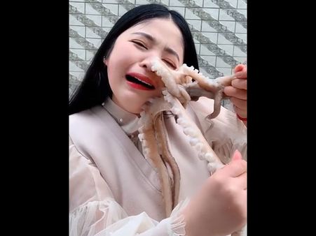 આખરે ઓક્ટોપસથી છુટકારો મળી જ ગયો