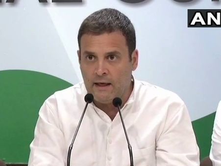 મોદી પરના નિવેદનને લઈ ચૂંટણી પંચે રાહુલ ગાંધીને નોટિસ પાઠવી, 48 કલાકમાં માંગ્યો જવાબ