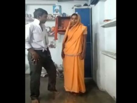 પત્ની સાથે કર્યો ‘બાઝીગર'ના ગીત પર ડાંસ, વીડિયો એવો કે હસવાનું રોકી નહિ શકો