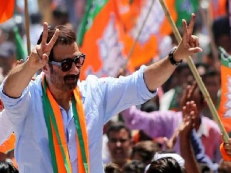 ગુરદાસપુરમાં રોડ શો 