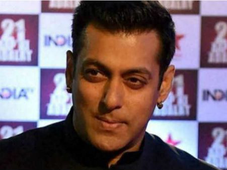 સલમાનને છીનવ્યો હતો પત્રકારનો ફોન