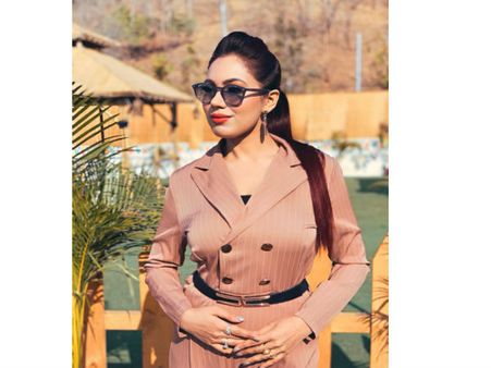 બિલકુલ આવી બિલકુલ આવી