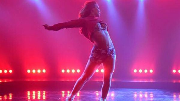 આઈટમ સોન્ગ