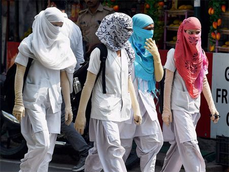 ફળોનો રસ પીતા રહો