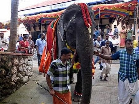 માત્ર હિંદુઓને પ્રવેશની મંજૂરી