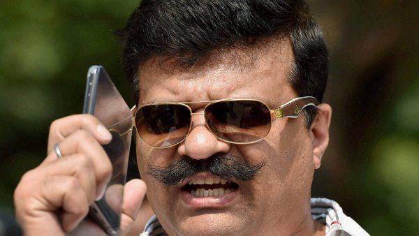 કૈલાશ વિજયવર્ગીયના પુત્ર જ નહીં, આ નેતાઓએ પણ કાયદાના ધજાગરા ઉડાવ્યા