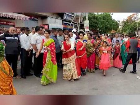 સુરક્ષા માટે પોલીસ રહી હાજર