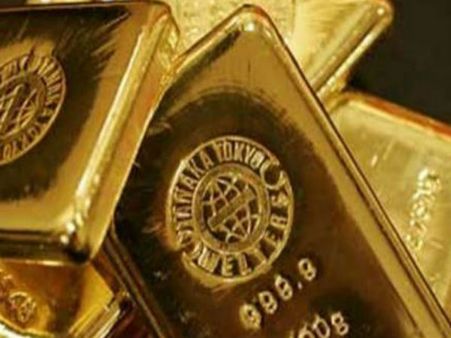 સોનાની તસ્કરી મામલે એક ક્રિકેટર સહીત 4 લોકોની ધરપકડ