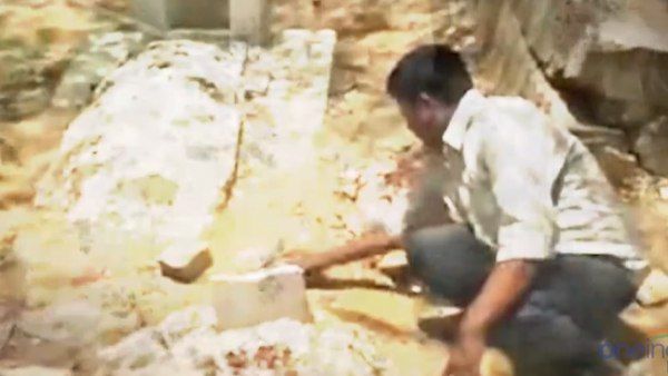 કેવી રીતે શરૂ થયો ઘરને કબ્સ્તાન બનાવવાનો સિલસિલો