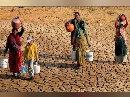 ગુજરાતમાં દુષ્કાળગ્રસ્ત વિસ્તારોમાં આ વખતે પણ વરસાદની શક્યતા ઓછી ગુજરાતમાં દુષ્કાળગ્રસ્ત વિસ્તારોમાં આ વખતે પણ વરસાદની શક્યતા ઓછી