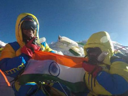 પોસ્ટ ગ્રેજ્યુએટ છે અદિતિ