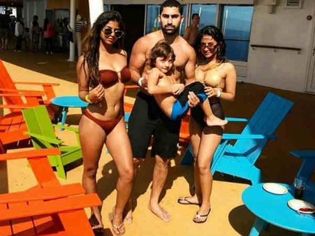 બોલ્ડ અંદાજ બોલ્ડ અંદાજ