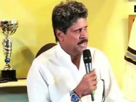 60 ઓવરની મેચ રમાતી