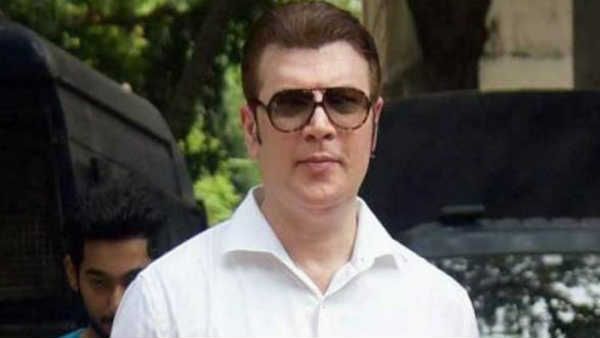 મારા વાંધાજનક ફોટા લીધા