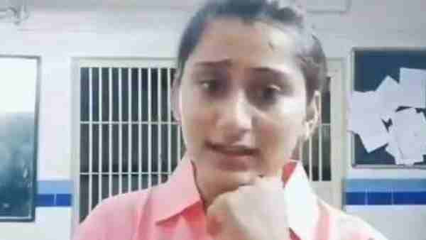 વિભાગે કાર્યવાહી કરી