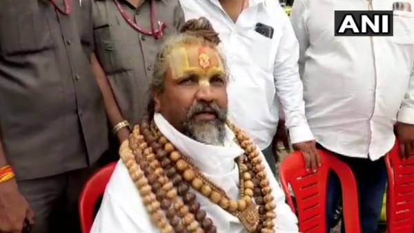 MPમાં વધ્યું રાજકિય નાટક, હવે કમ્પ્યૂટર બાબા બોલ્યા- તેમની પાસે ભાજપના 4 ધારાસભ્ય