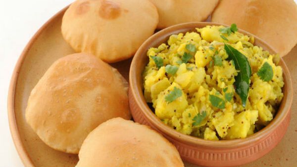 નોકરી શોધી રહ્યા છો તો અહીં ફ્રીમાં જમો