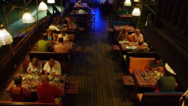 પૈસા ન આપનાર લોકોનો રેકોર્ડ નથી